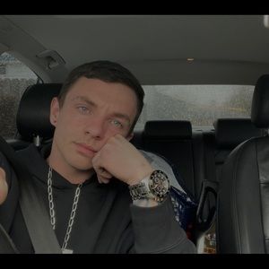 Meet your Posher, Roger